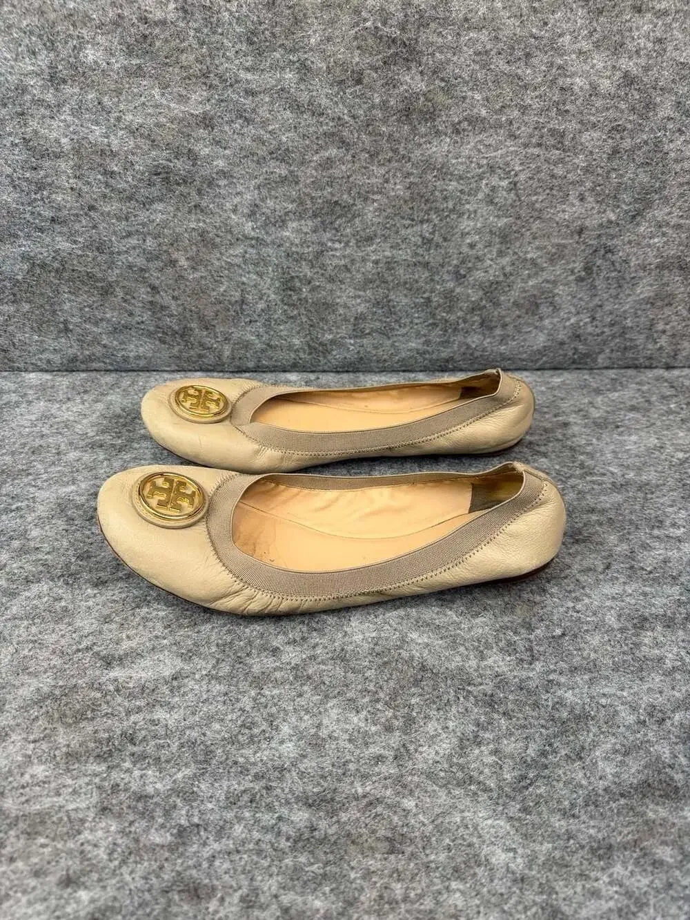 Tory Burch Carolina Leather Scrunch Ballet Flats Size 11M